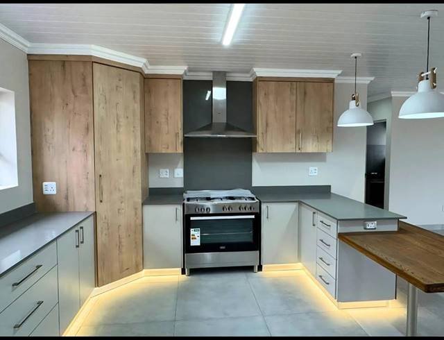 3 BEDROOM HOUSE FOR SALE IN MONTE CHRISTO